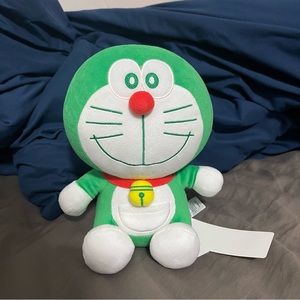 UNIQLO Green Doraemon